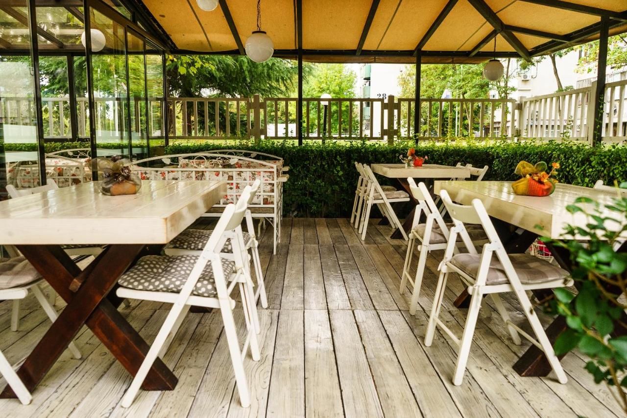 Отель Milano Hotel Бургас-29
